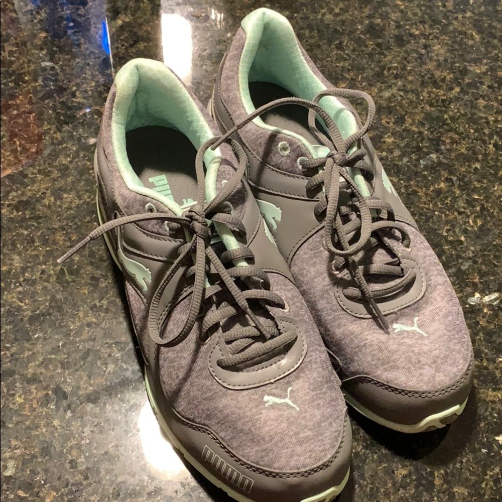 Gray and teal Puma - women’s size 10